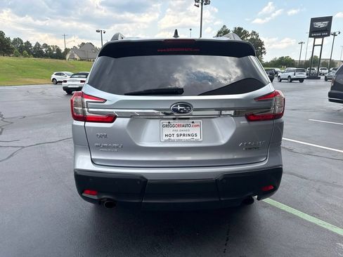 Used 2024 Subaru Ascent Limited AWD/4WD image 4