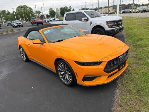 Used 2026 Ford Mustang Premium RWD image 3