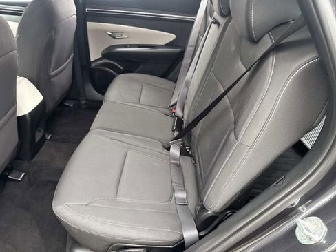 Certified 2023 Hyundai Tucson SE image 16