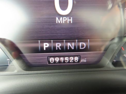 Used 2020 RAM 1500 Laramie AWD/4WD image 23