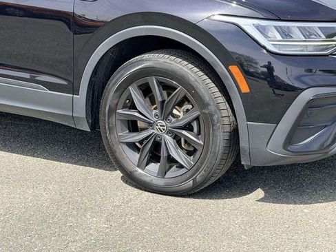 Used 2024 Volkswagen Tiguan SE image 7