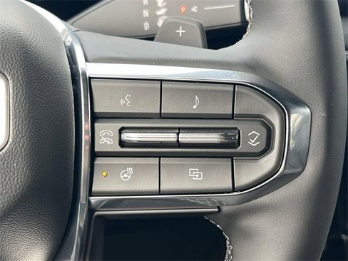 New 2026 GMC Yukon XL Denali w/ Denali Reserve Package image 14