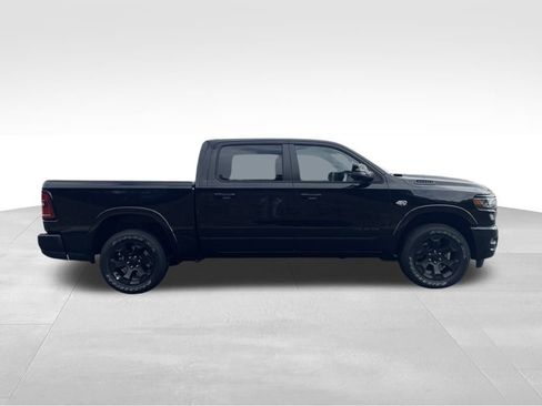 New 2026 RAM 1500 4x4 Crew Cab image 4