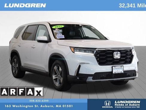 Used 2025 Honda Pilot EX-L image 1