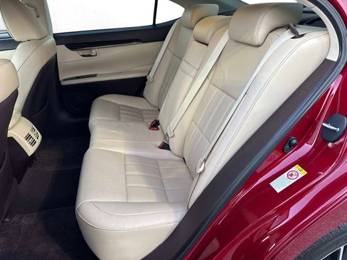 Used 2018 Lexus ES 350 image 12