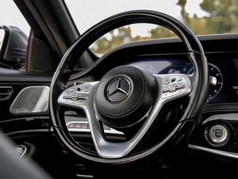 Used 2019 Mercedes-Benz S 560 4MATIC Sedan image 15