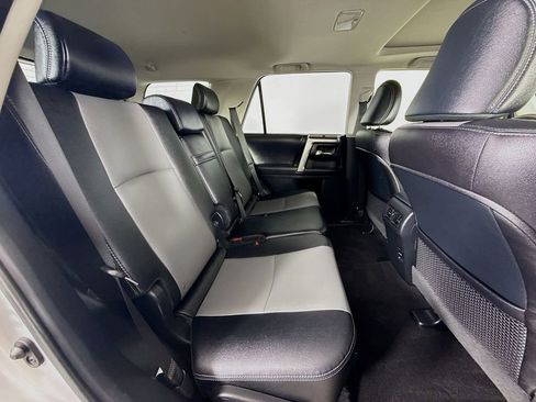 Certified 2018 Toyota 4Runner SR5 Premium image 27