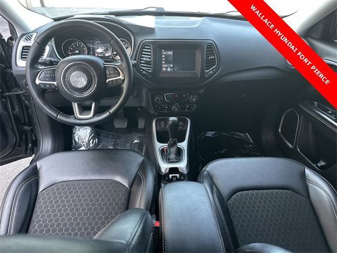 Used 2020 Jeep Compass Latitude image 15