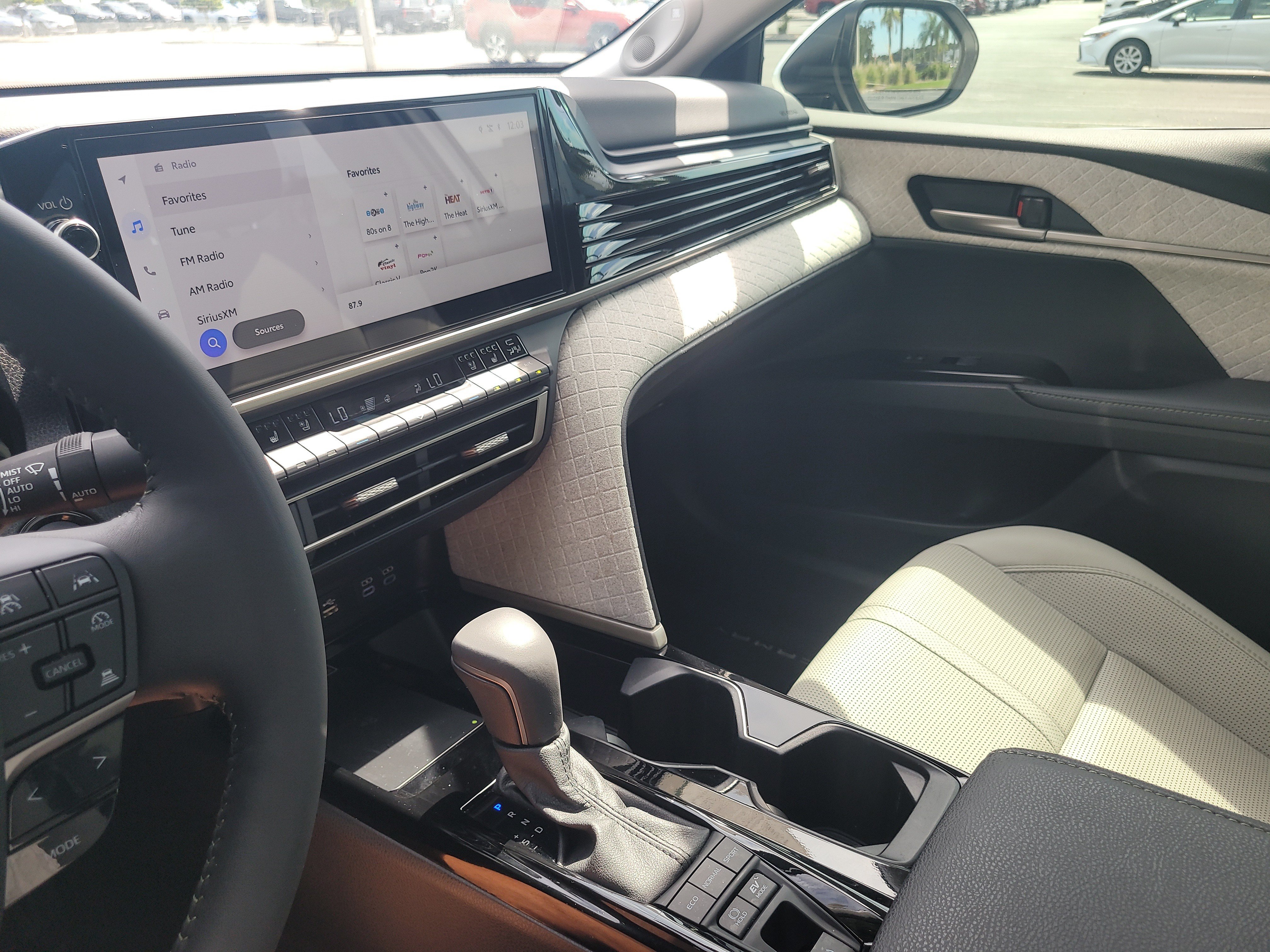 Certified 2025 Toyota Camry XLE w/ Premium Plus Package FWD image 19