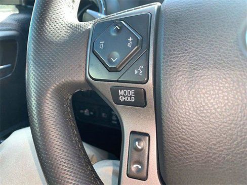 Certified 2021 Toyota Tacoma TRD Off-Road image 25