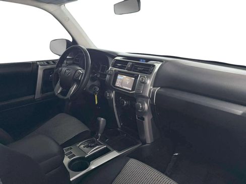 Used 2018 Toyota 4Runner SR5 image 10