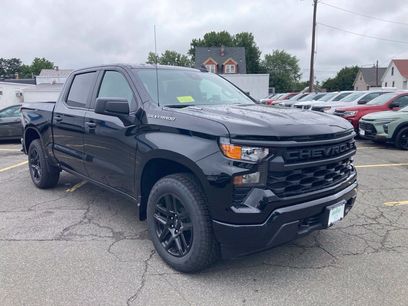 New 2026 Chevrolet Silverado 1500 Custom w/ Turbomax Blackout Package