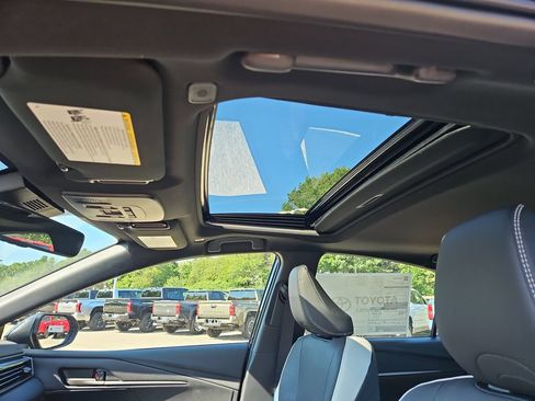 New 2026 Toyota Camry Hybrid AWD/4WD image 8