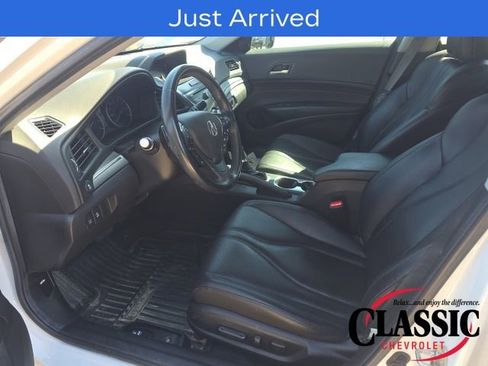 Used 2019 Acura ILX image 8