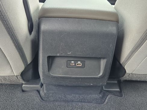 Used 2022 Nissan Frontier SV RWD image 11
