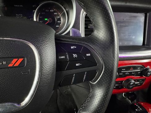 Used 2017 Dodge Charger R/T Scat Pack image 30