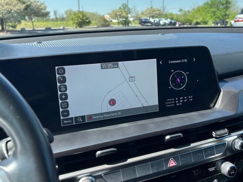 Used 2023 Kia Telluride LX FWD image 31