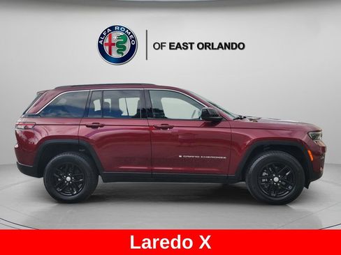 Used 2025 Jeep Grand Cherokee Laredo X w/ Luxury Tech Group I image 9