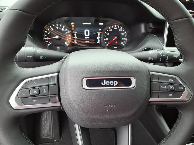 New 2026 Jeep Compass Latitude AWD/4WD image 12