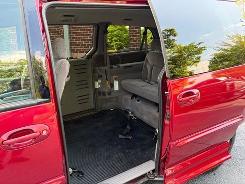 Used 1999 Dodge Grand Caravan SE FWD image 26