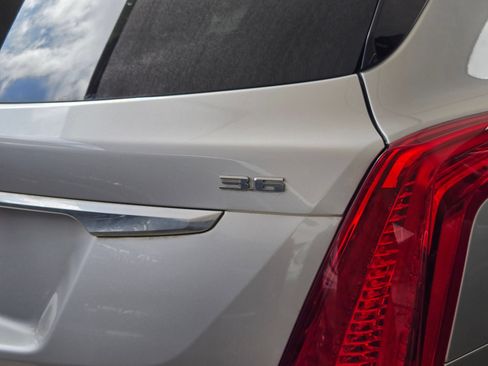 Used 2019 Cadillac XT5 Luxury FWD image 7
