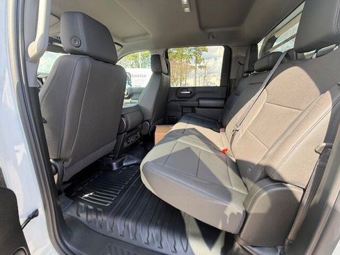 New 2026 GMC Sierra 3500 Pro w/ Convenience Package image 7