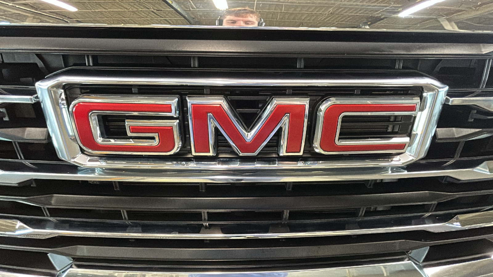 Used 2024 GMC Sierra 2500 SLE w/ SLE Convenience Package AWD/4WD image 10