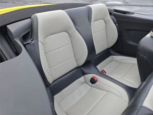 Used 2024 Ford Mustang Premium image 9