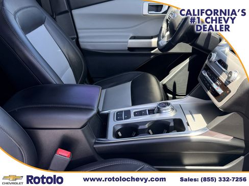 Used 2022 Ford Explorer XLT w/ Equipment Group 202A RWD image 8