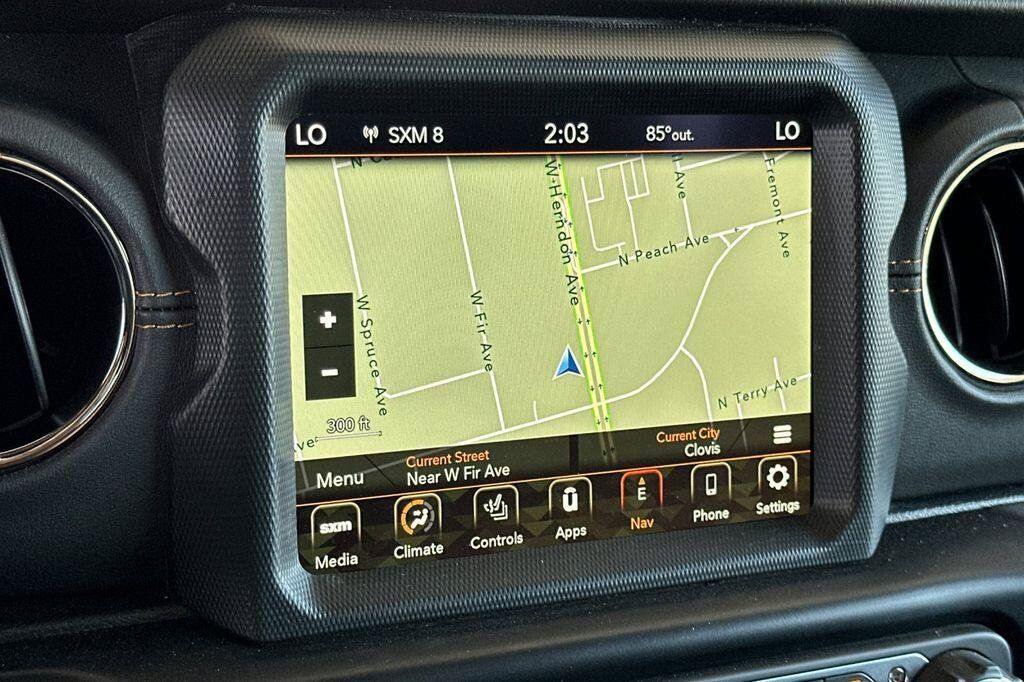Used 2021 Jeep Wrangler Unlimited Sahara AWD/4WD image 19