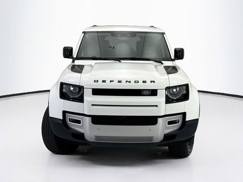 Used 2024 Land Rover Defender 110 S AWD/4WD image 2