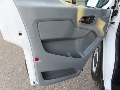 Used 2019 Ford Transit 250 148 Medium Roof image 10