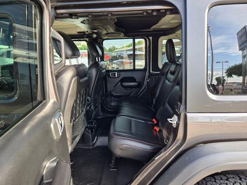 Used 2018 Jeep Wrangler Unlimited Rubicon AWD/4WD image 21