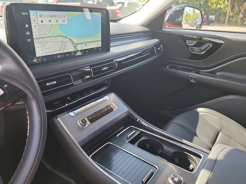 Certified 2025 Lincoln Aviator 2WD w/ Jet Appearance Package image 19