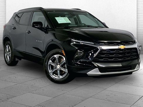 Used 2024 Chevrolet Blazer LT w/ Convenience Package FWD image 1