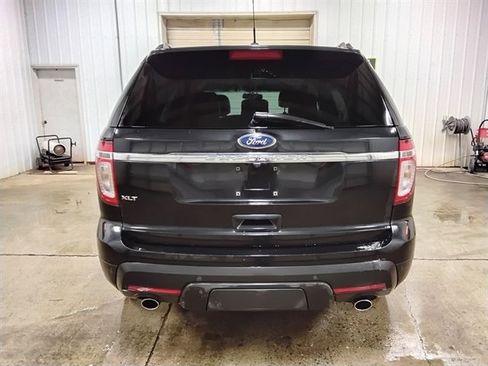Used 2013 Ford Explorer XLT image 8