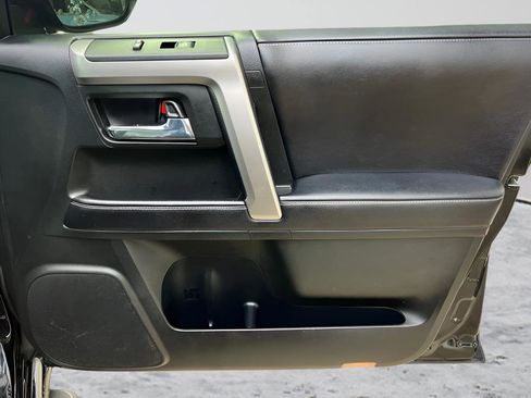 Used 2018 Toyota 4Runner Limited image 59