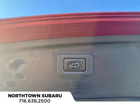 Used 2018 Subaru Outback 2.5i Limited image 17