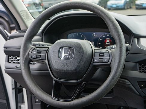 New 2025 Honda Accord SE image 17