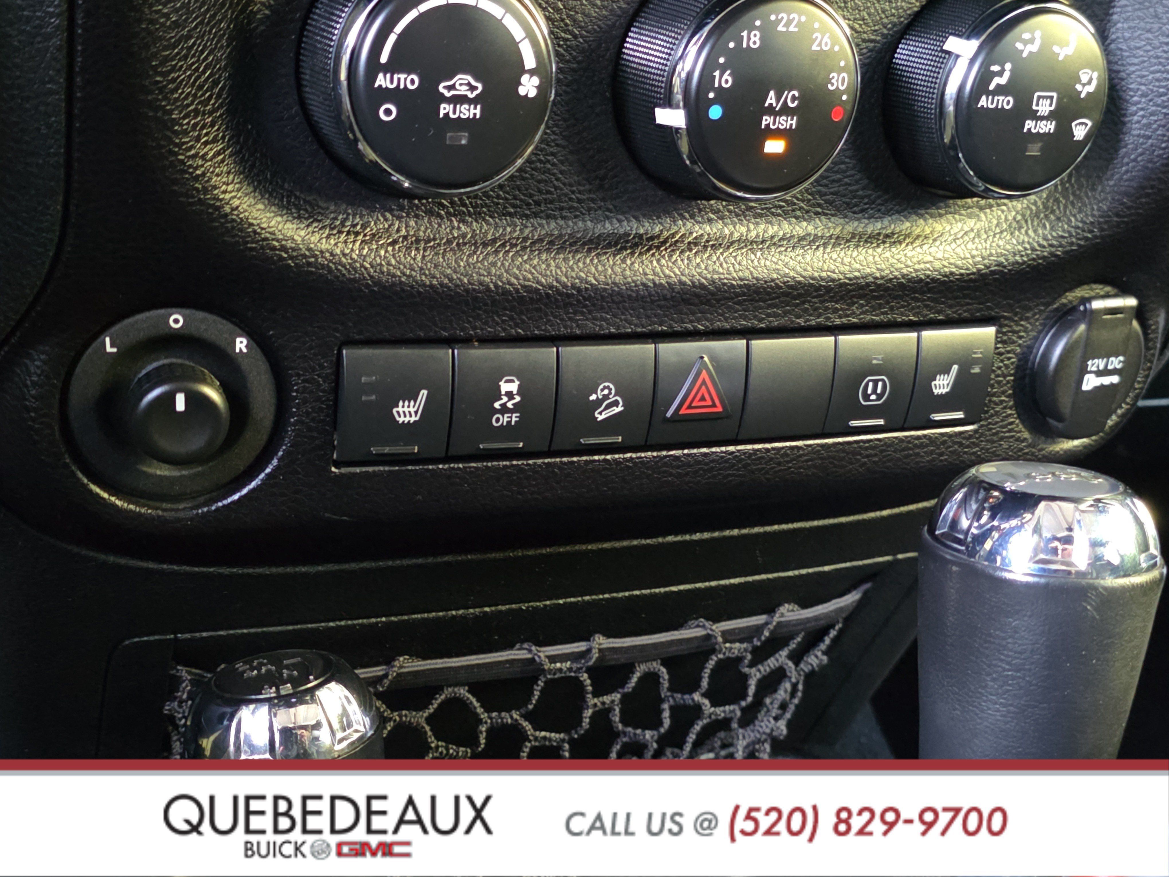Used 2015 Jeep Wrangler Unlimited Rubicon w/ Dual Top Group AWD/4WD image 20