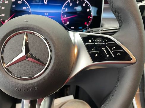 New 2026 Mercedes-Benz GLC 300 image 24