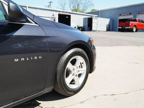Used 2023 Chevrolet Malibu LT image 12