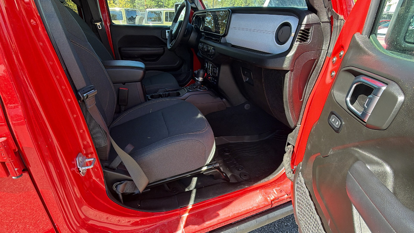 Certified 2025 Jeep Wrangler Unlimited Sport S 4xe AWD/4WD image 19