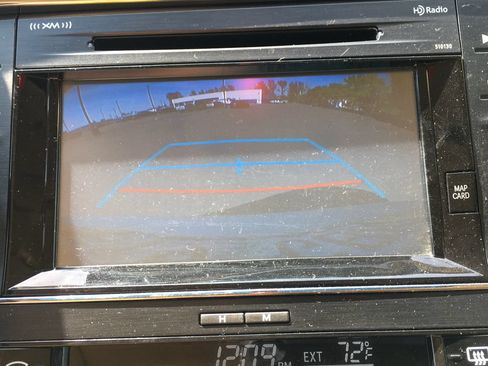 Used 2016 Toyota Avalon XLE Premium FWD image 10