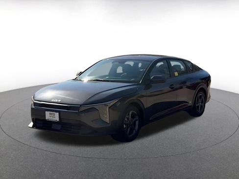 Used 2025 Kia K4 LXS FWD image 4