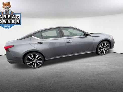 Used 2020 Nissan Altima 2.5 SR image 10