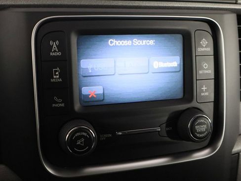 Used 2018 RAM 1500 Express w/ Express Value Package image 30