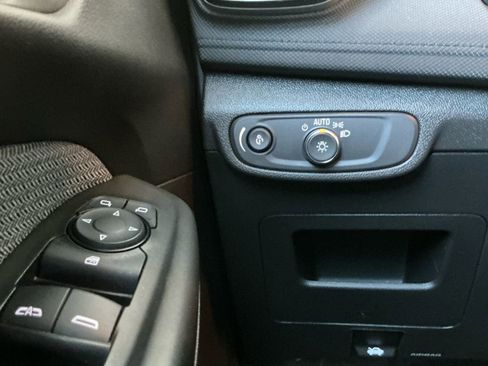 Used 2025 Chevrolet TrailBlazer LT image 18