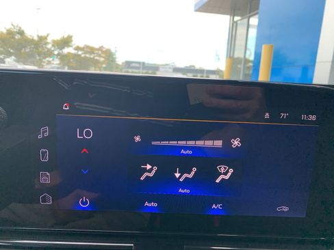 New 2026 Chevrolet TrailBlazer LT w/ Convenience Package image 21