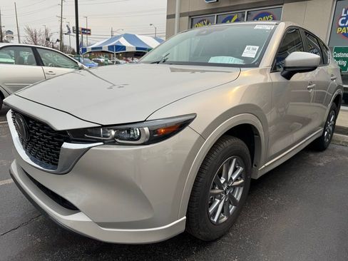 Used 2025 MAZDA CX-5 AWD 2.5 S w/ Preferred Package image 1